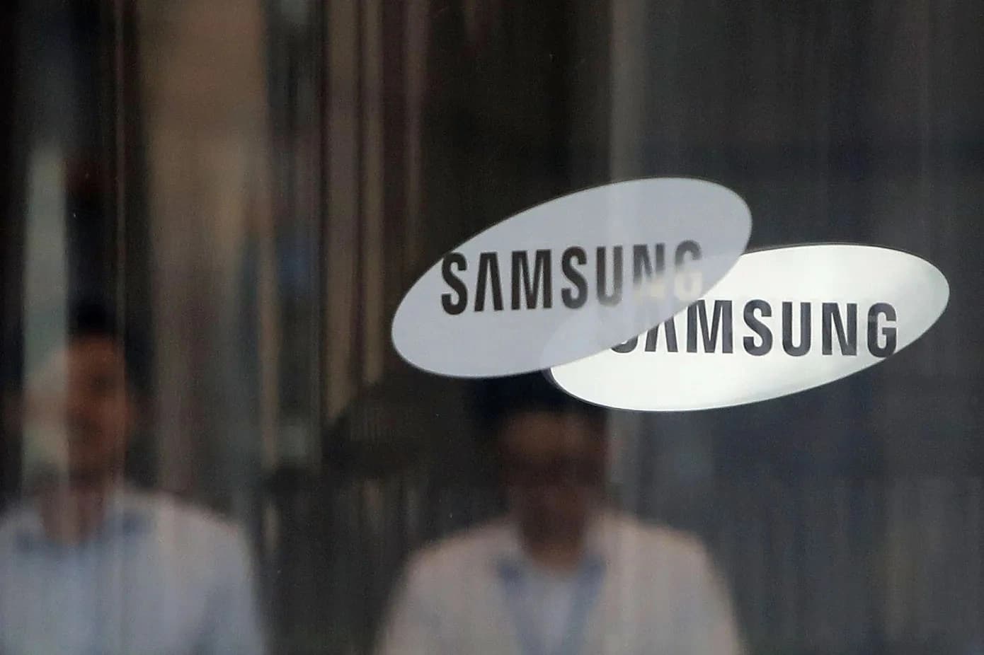 Boom da IA leva Samsung ao clube do trilhão de dólares
