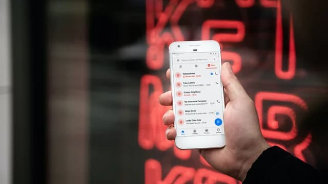 Como bloquear chamadas e SMS de golpes no Android com recursos nativos e apps
