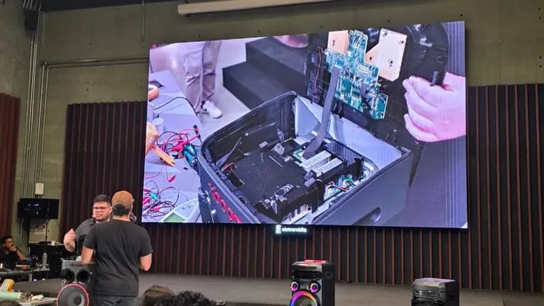 Teste de potência RMS da LG xboom Power 9000