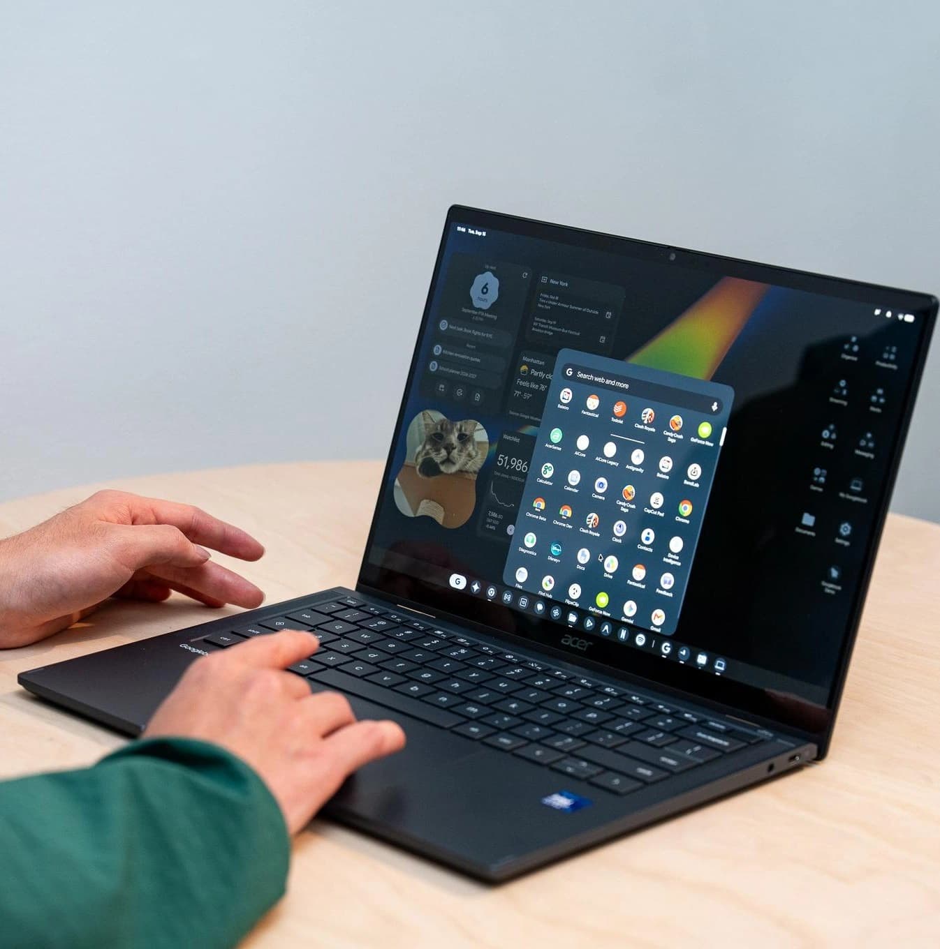 Laptop Acer da linha Googlebook apresentado em evento do Google