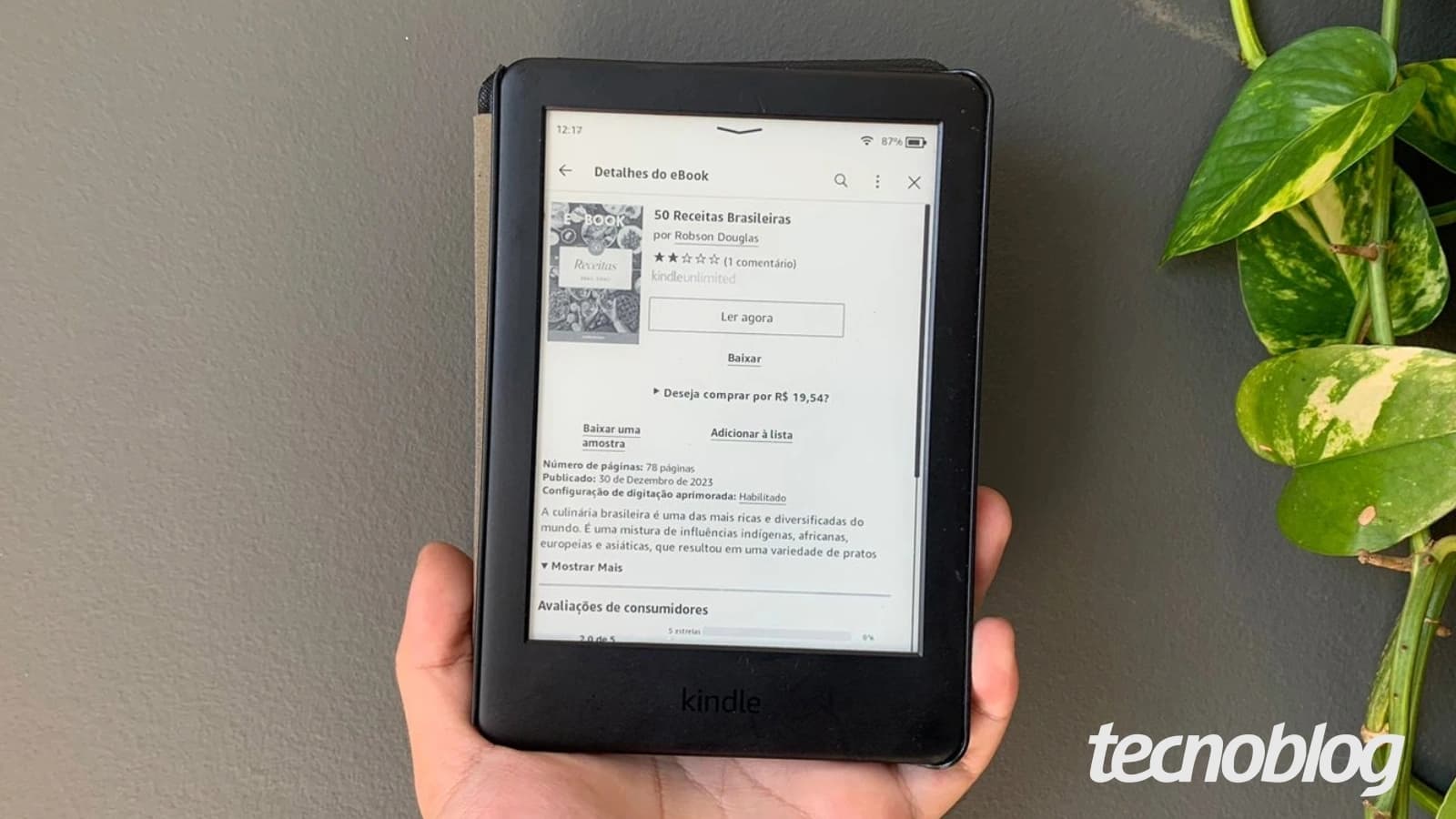 Kindle exibindo um livro digital, imagem usada para ilustrar a mudança do Kindle Unlimited para Kindle+