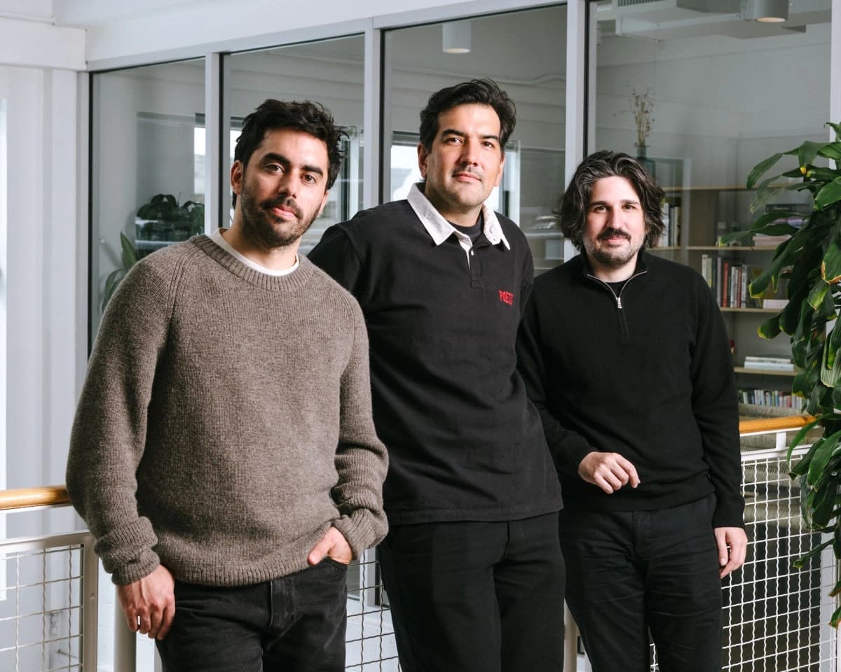 Fundadores da Runway em retrato da empresa