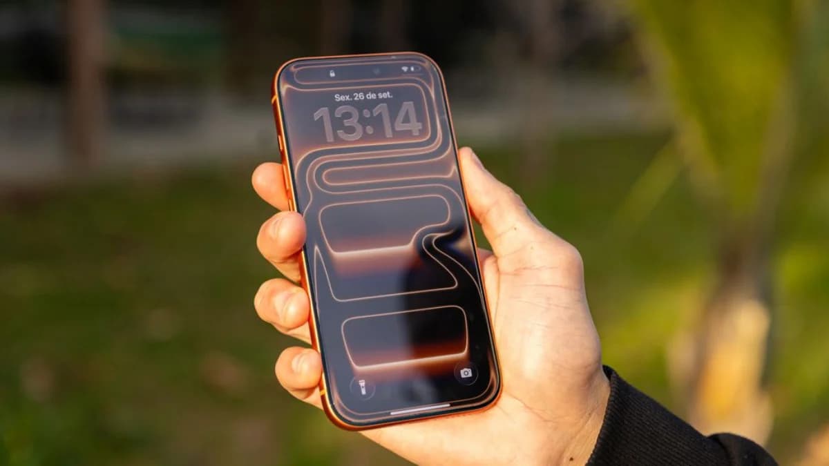 Apple planeja iPhone especial com tela de quase 7 polegadas para comemorar 20 anos do smartphone