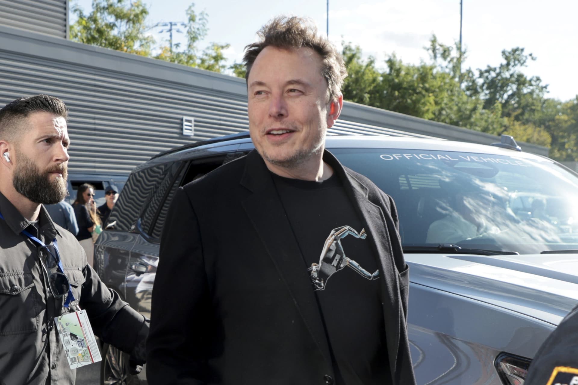 Como Elon Musk transformou os resultados da Tesla em palco para robôs e inteligência artificial