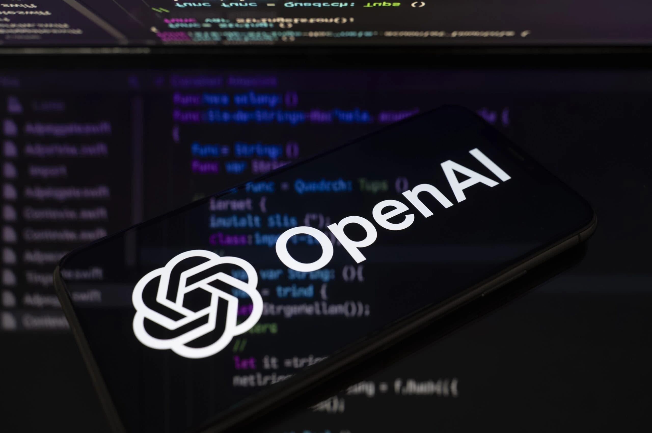 Com ataques de IA em alta, OpenAI lança modelo especializado em cibersegurança