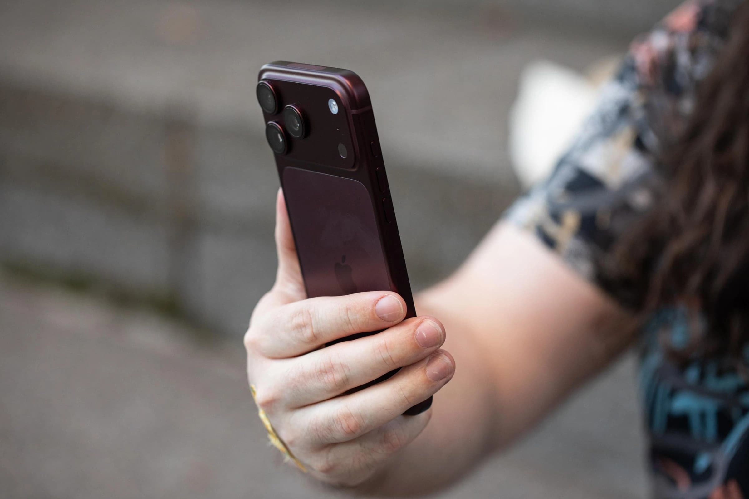 iPhone 18 Pro Max, destaque para a bateria e o design do aparelho
