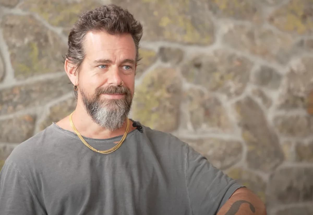 Imagem de Jack Dorsey relacionada ao modelo de voz Dessa da Block