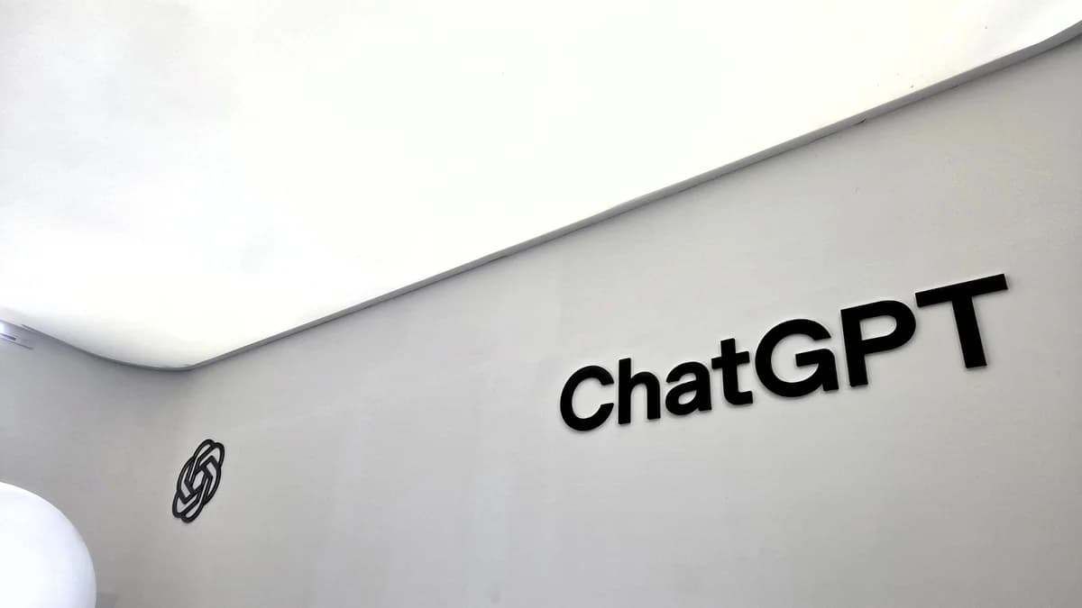 Logotipo do ChatGPT em uma imagem do Canaltech