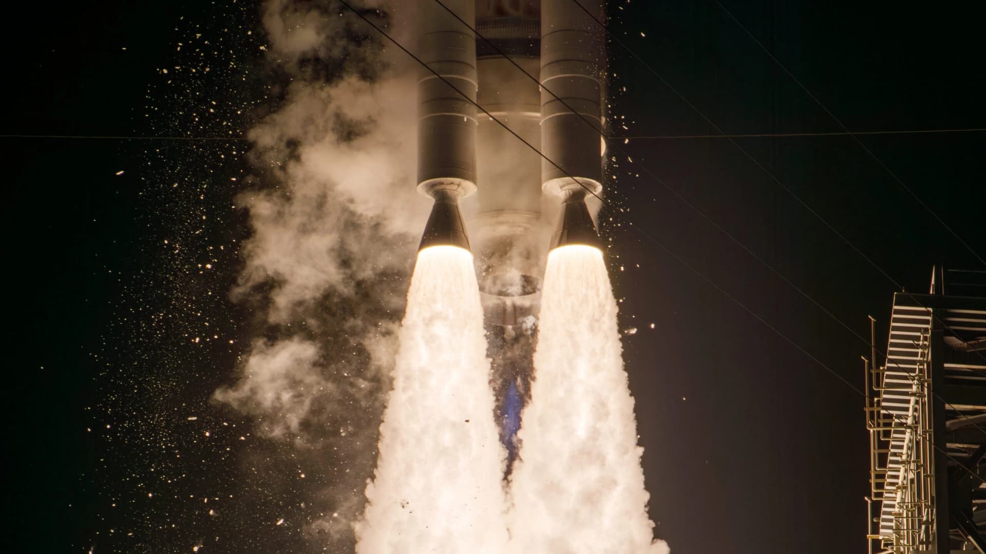 Foguete Vulcan da United Launch Alliance decolando da Flórida